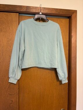 Universal Thread Mint Cropped Crewneck Sweatshirt - Women